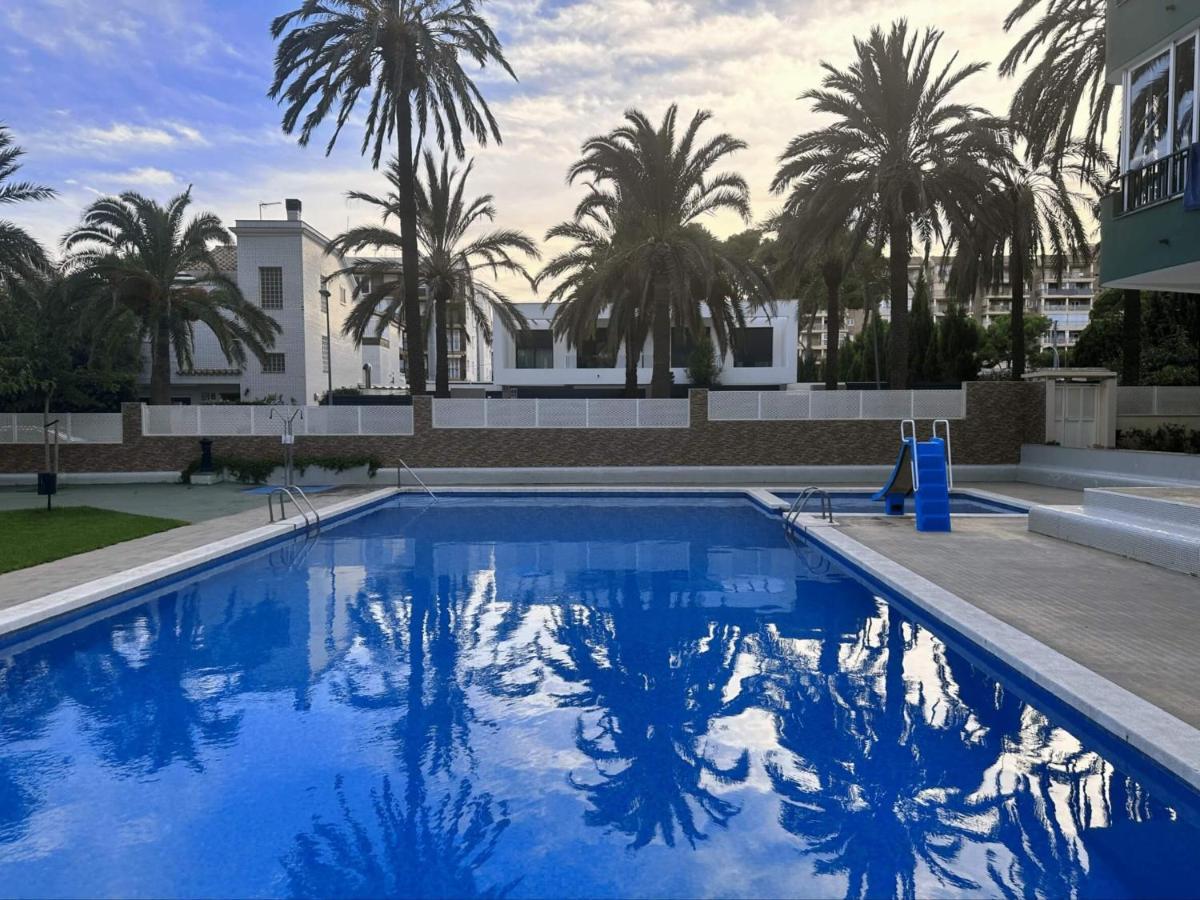 Piso A Pie De Playa Con Piscina Y Vistas Al Mar Apartment Benicassim Luaran gambar