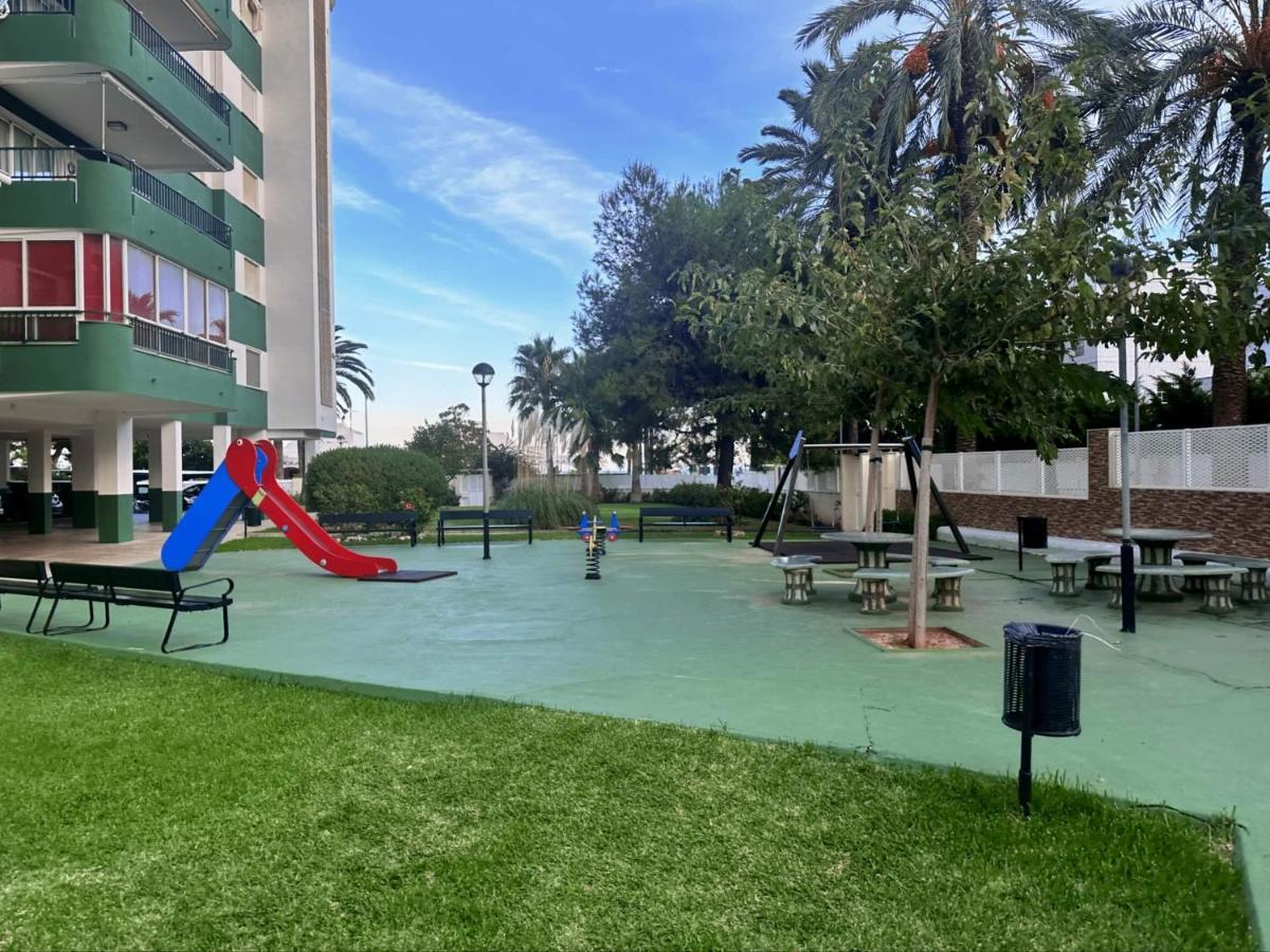 Piso A Pie De Playa Con Piscina Y Vistas Al Mar Apartment Benicassim Luaran gambar